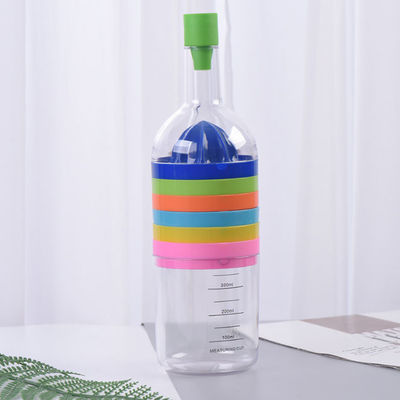 طقم أدوات مطبخ متعدد الوظائف 8 في 1 ، أكواب فواكه وخضروات ومبشرة بزجاجات العصير